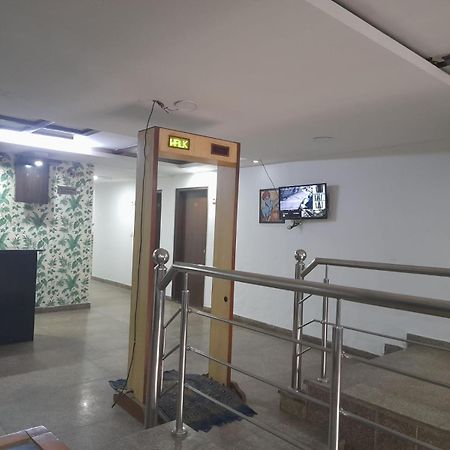 Hotel Airport Aditya Inn Nueva Delhi Exterior foto